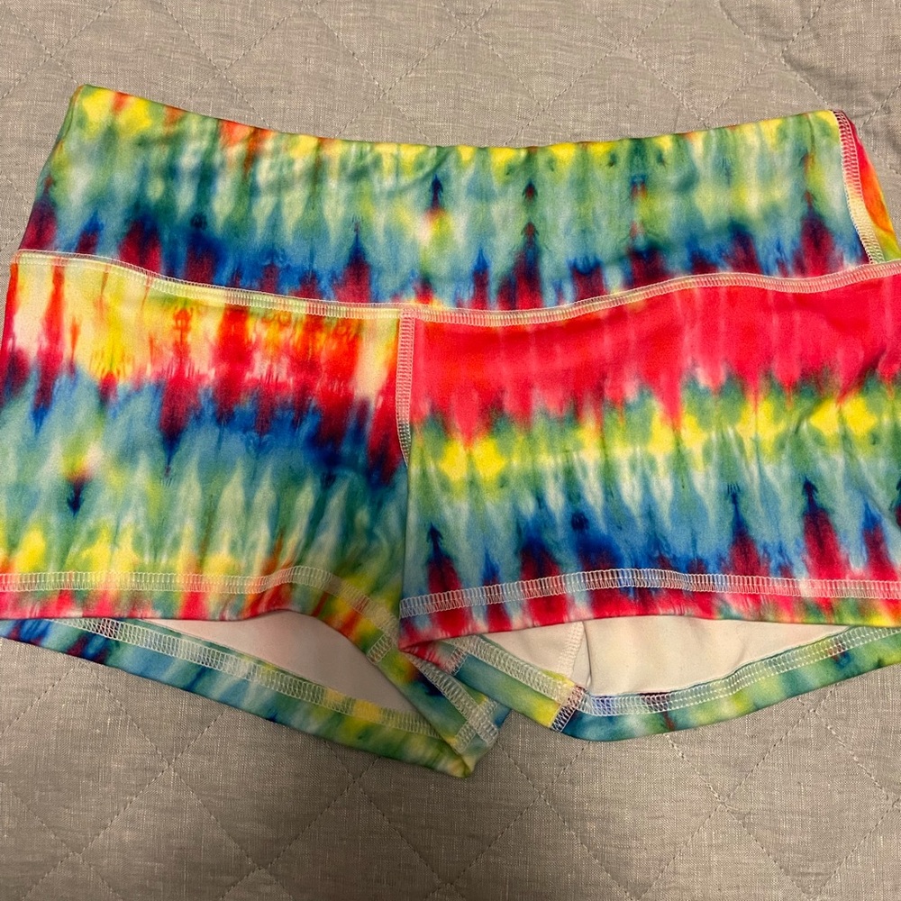 Fleo Tie Die